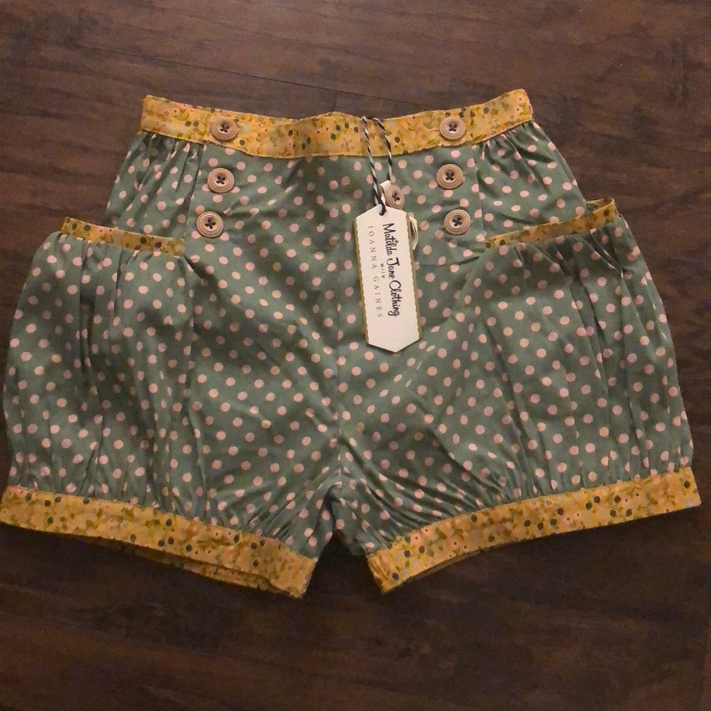 Matilda Jane - Picture 2 of 3